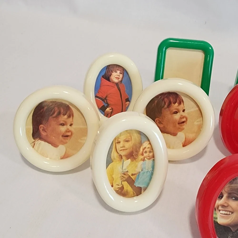 Vintage Miniature Plastic Picture Frames Lot 17 Red Green Cream Hong Kong Retro